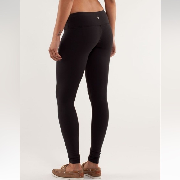 Lululemon Athletica Wunder Under Pant Sz 6 Reversible Waist - Picture 3 of 8